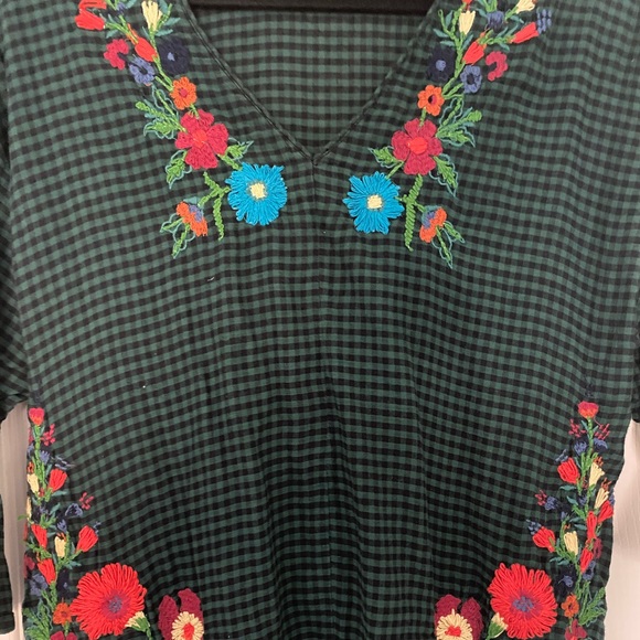 Dress - Picture 3 of 3